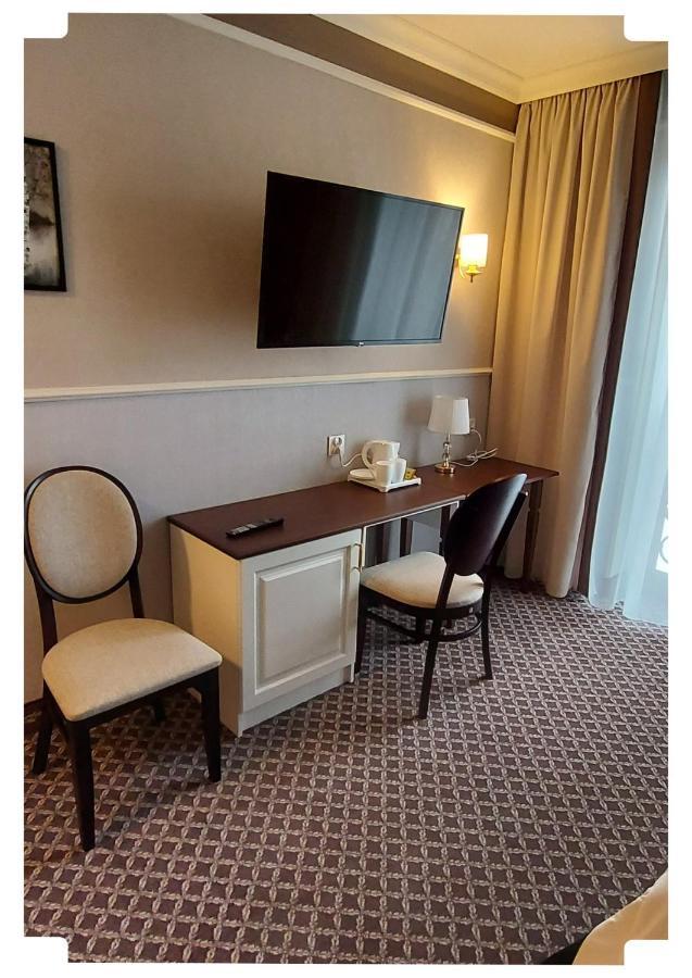Arkadia Aparthotel Radziejow Ngoại thất bức ảnh
